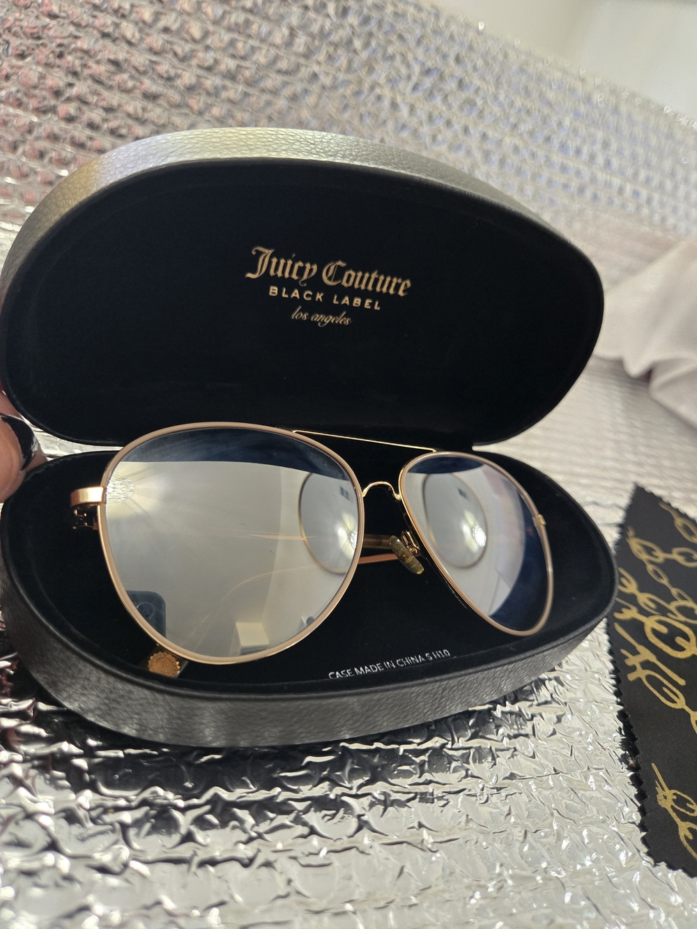 Juicy Couture Gold Aviator Sunglasses - Gold Frame